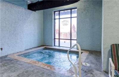 Big Bear Lodge and Resort indoor hot tub