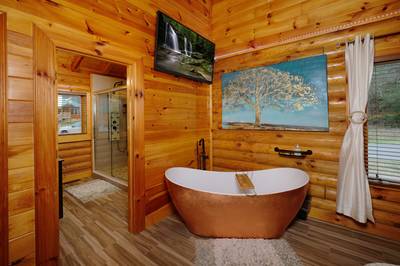 Dancing Waters bedroom 1 with spa soaking tub