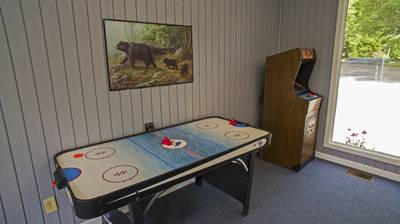 Gatlinburg Cabin Rental Chalet Village Game Room