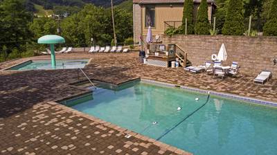 Gatlinburg Cabin Rental Chalet Village Outdoor Pool