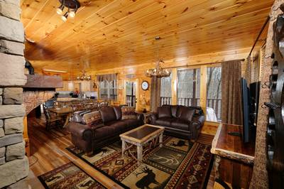 Antler Run living room