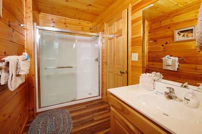 Antler Run third floor bathroom with walk in shower