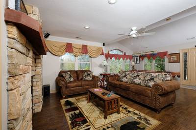Sunset View Chalet living room with sleeper sofa