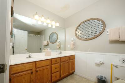 Whispering River bathroom 1