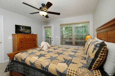 Lee's Creekside bedroom two with queen size bed