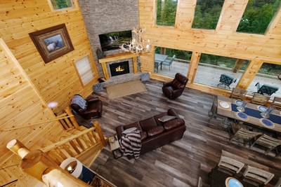 Wild Heart Lodge - Living room and dining area from upper floor