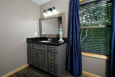 Wild Heart Lodge - bathroom vanity