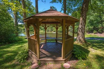 Caney Creek Mountain Area community gazebo and fully stocked catch and release fishing pond