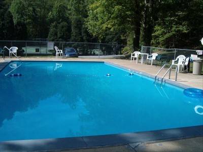 Sunset View Chalet has access to the seasonal outdoor pool in the Shagbark Community