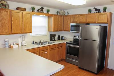 Grand River Canyon fully furnished kitchen