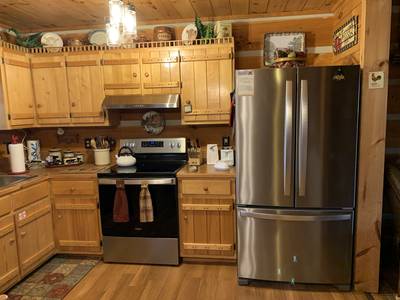 Mountain Magic fully furnished kitchen
