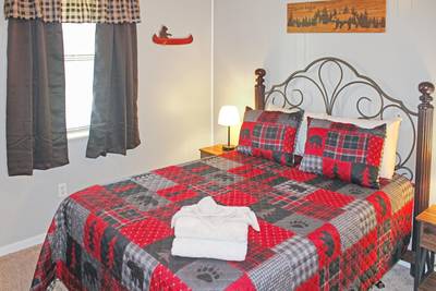Rustic Acres bedroom 1 with queen size bed