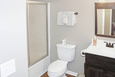 Rustic Acres bathroom 1 with tub/shower combo