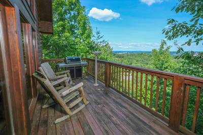 Angels View main level back deck with view