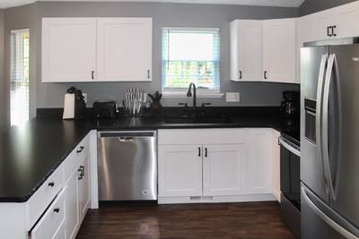 Wolff Lodge fully furnished kitchen