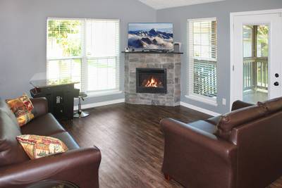 Wolff Lodge living room