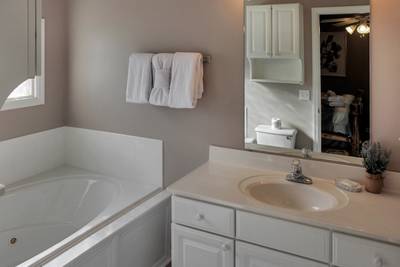 Alluring River Main Level bathroom 1 with whirlpool tub