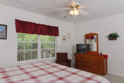 Henderson's Riverside bedroom two with king size bed