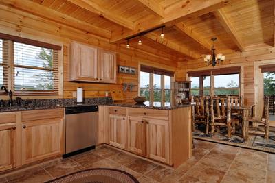 A Cabin of Dreams kitchen and dining area