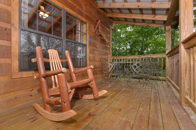 Beary Beary Special main level covered back deck