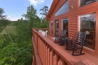 Need a Vacation? Perfect for outdoor relaxation yet minutes from action packed Pigeon Forge