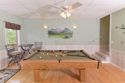 Pigeon Forge Gameroom Area Pool Table