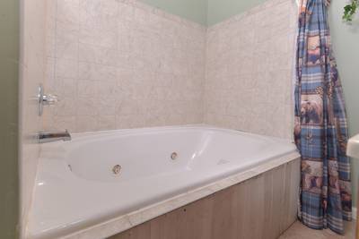 Pigeon Forge Year Round Indoor Whirlpool