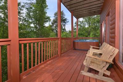 Pigeon Forge Cabin Rental Lower Level Deck Area